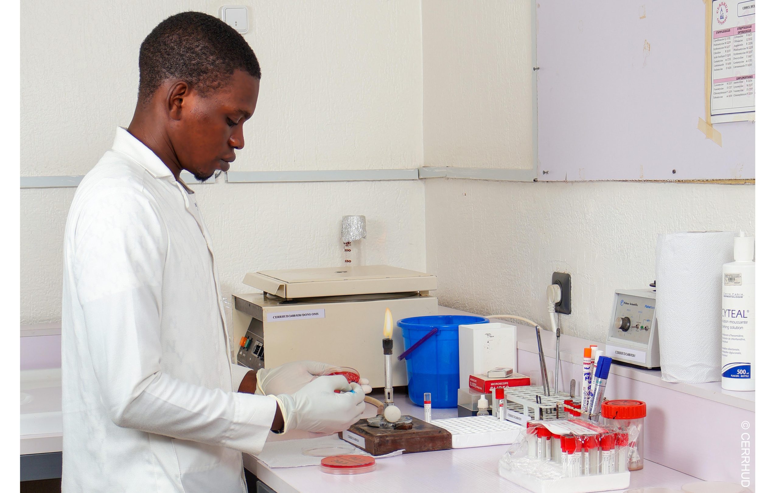 technicien Labo Cerrhud